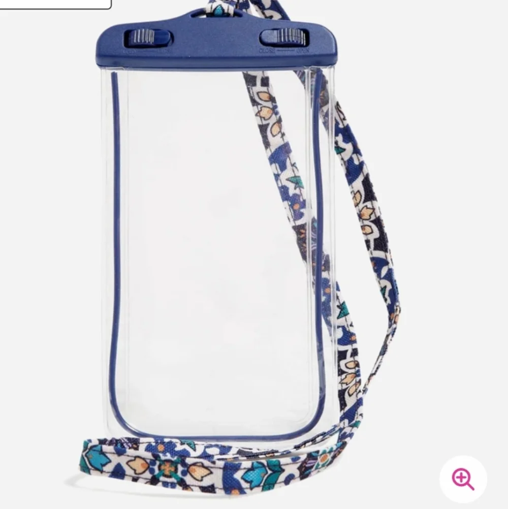 Vera Bradley Clear Waterproof Phone Pouch NWT
